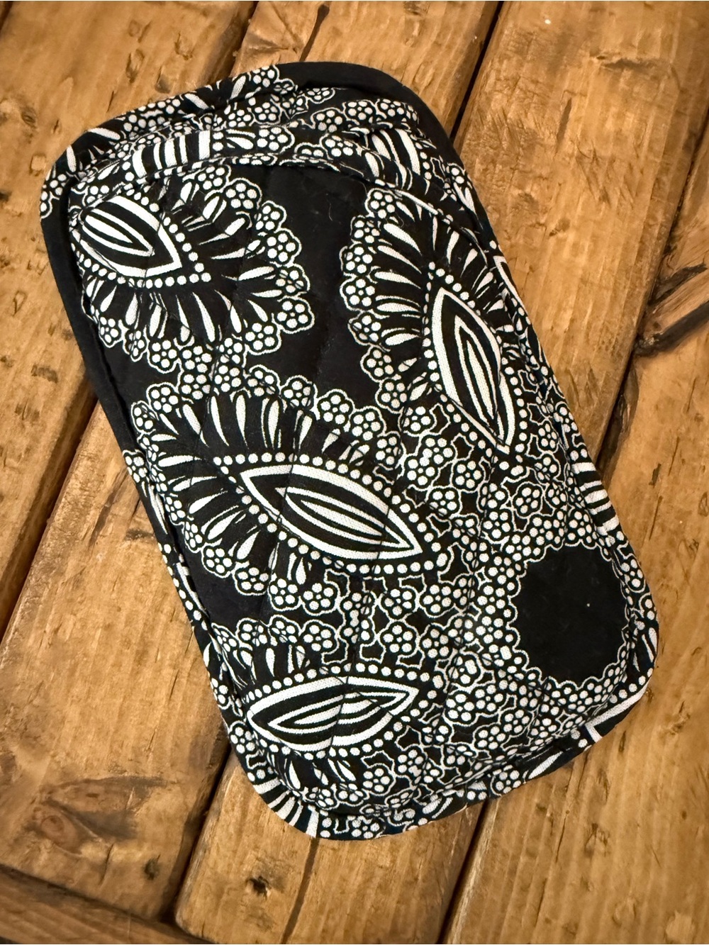 Vera Bradley Eye/Sunglass Case